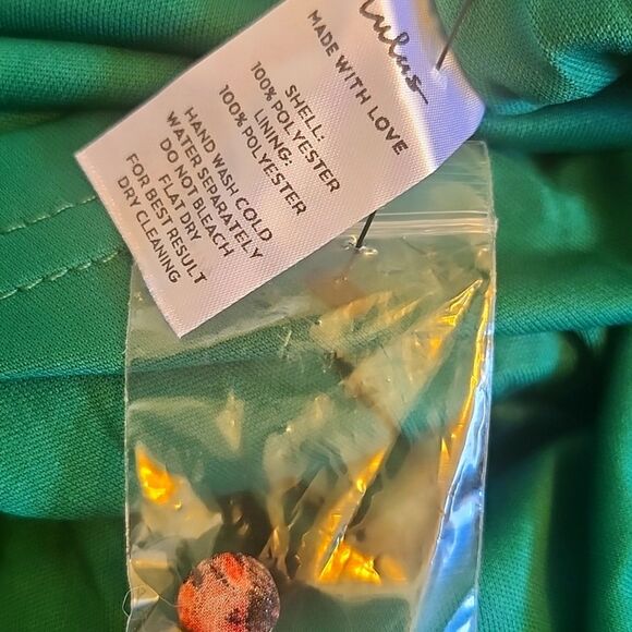 Lulu's NWT Floral Forever Green & Pink Smocked Skater Mini Dress, M - Picture 15 of 16
